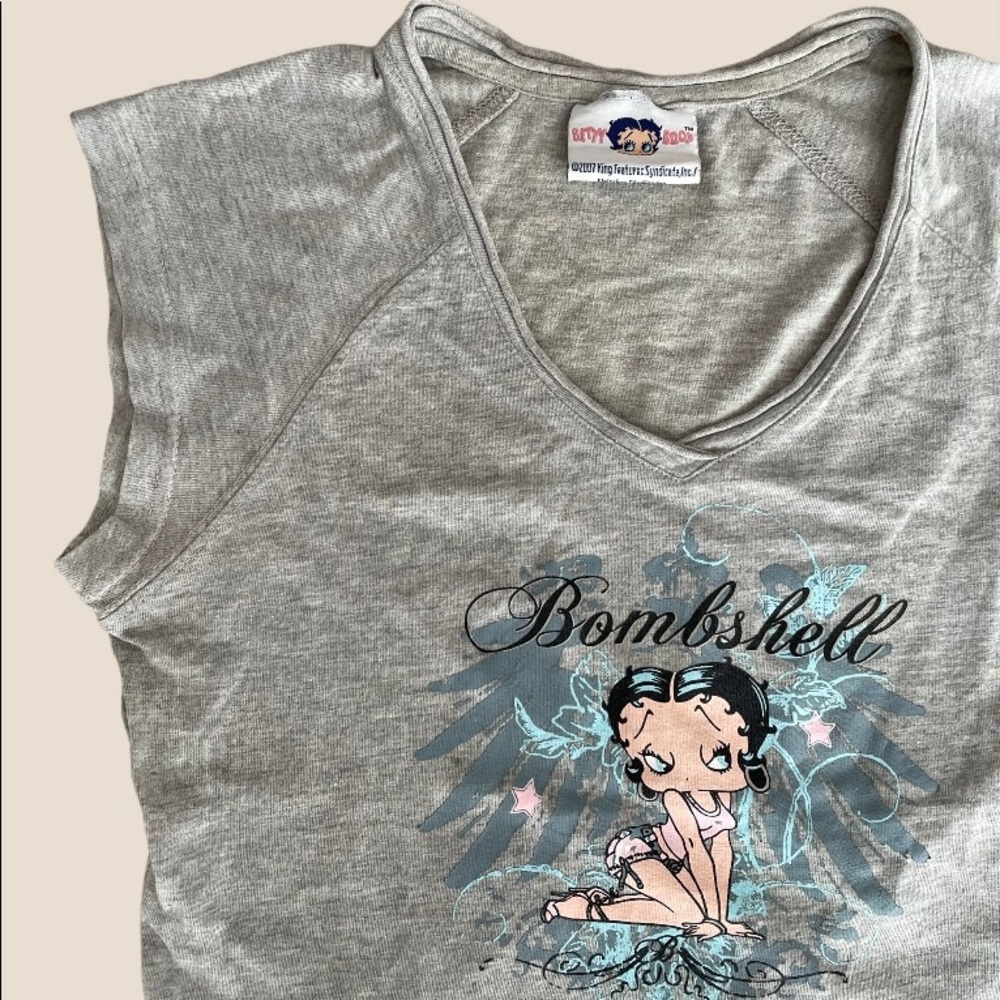 2007 Betty Boop Bombshell V-neck Top